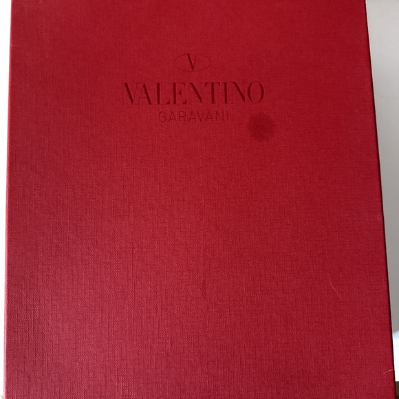 Valentino Rockstud Metallic Leather Heels – NEW – Full Set Included - Picture 9 of 11